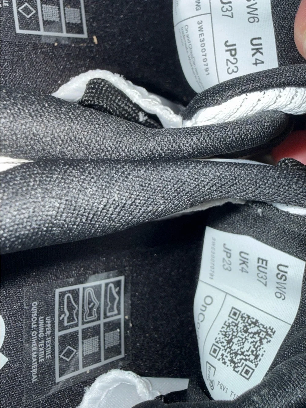 On Running Women's Cloud White/Black Athletic Shoes